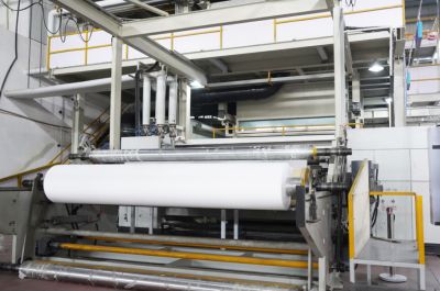 Melt-blown cloth production equipment